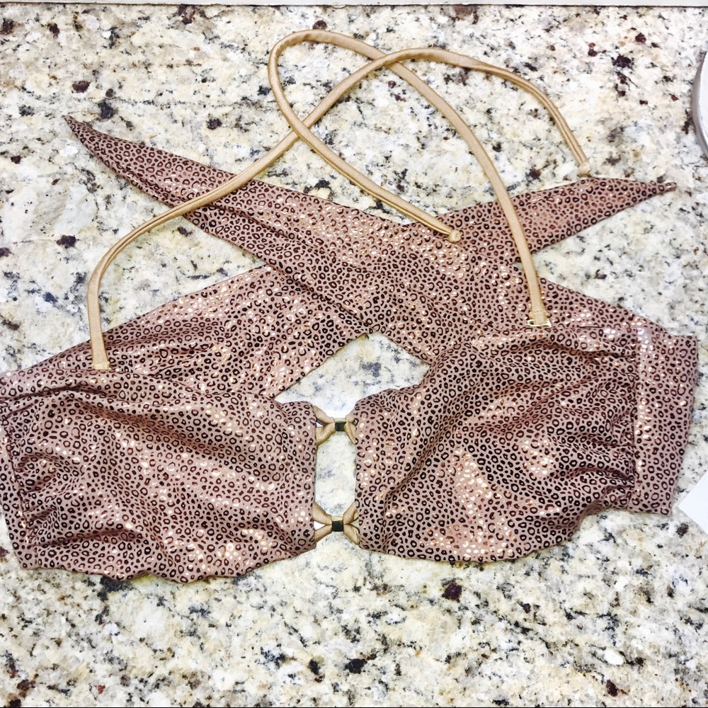 Bandeau bikini top with strap option
